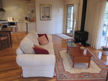 Myers Creek Cascades Luxury Cottages - Accommodation 4U 36