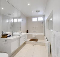 UrbanMinder  Margeaux - Accommodation 4U
