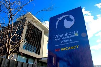 Whitehorse Apartment Hotel - Accommodation 4U 5