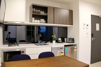 Whitehorse Apartment Hotel - Accommodation 4U 8
