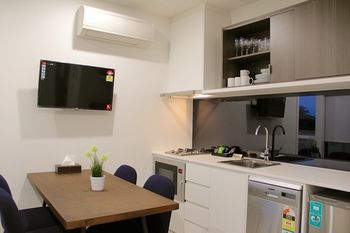 Whitehorse Apartment Hotel - Accommodation 4U 12