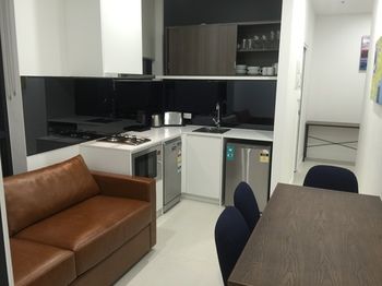 Whitehorse Apartment Hotel - Accommodation 4U 14