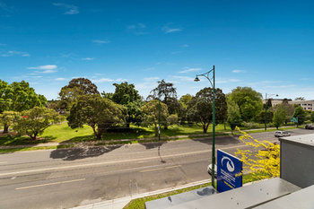 Whitehorse Apartment Hotel - Accommodation 4U 18