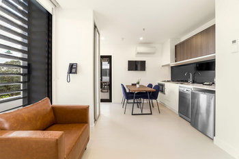 Whitehorse Apartment Hotel - Accommodation 4U 31