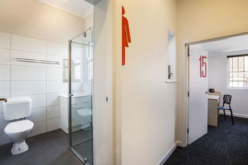 The Granville Hotel - Accommodation 4U 10