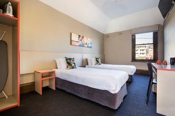 The Granville Hotel - Accommodation 4U 12
