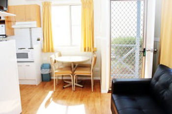 REDHEAD BEACH HOLIDAY PARK - Accommodation 4U 9
