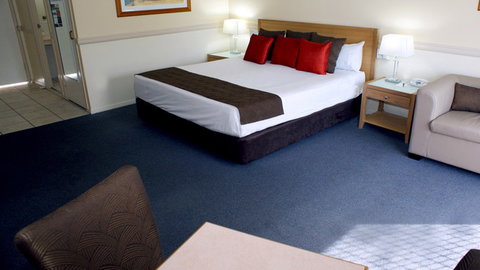 BEST WESTERN Ambassador Motor Lodge - Accommodation 4U 2