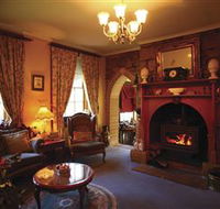 Oatlands Lodge Colonial Accommodation - Accommodation 4U