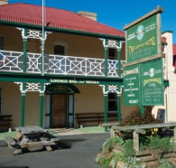 Castle Hotel - Accommodation 4U
