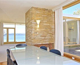 Riverfront Motel & Villas - Accommodation 4U 0