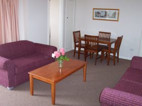 Hobart Apartments - Accommodation 4U 2