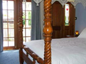 Quayside Cottages - Accommodation 4U 0