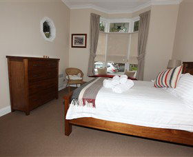 House On The Hill Bed And Breakfast - Accommodation 4U 2