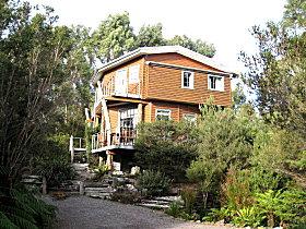 Piners Loft - Accommodation 4U 0