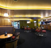 Carlyle Hotel - Accommodation 4U