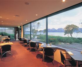 Edge Of The Bay Resort - Accommodation 4U 5