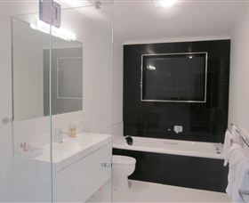 Burnie By The Bay Holiday Apartments - Accommodation 4U 5