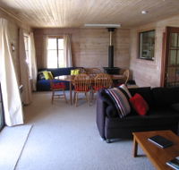 Bicheno Holiday Rentals - 27 Gordon Street - Accommodation 4U