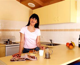 Ashley Gardens BIG4 Holiday Village - Aspen Parks - Accommodation 4U 8