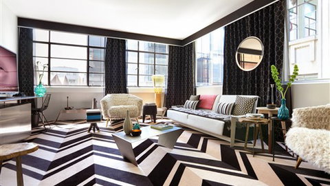 Adelphi Hotel - Accommodation 4U 4