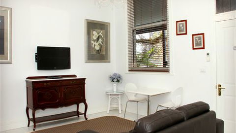 CocknBull Boutique Hotel - Accommodation 4U 1
