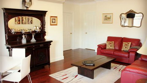 CocknBull Boutique Hotel - Accommodation 4U 4