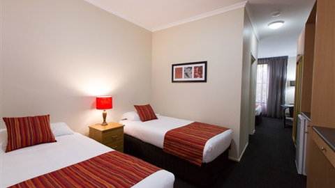 Country Comfort Ballarat - Accommodation 4U 2