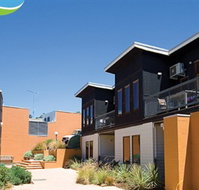 Lornebeach Apartments - Accommodation 4U