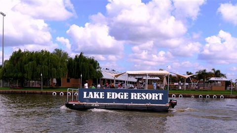 Lake Edge Resort - Accommodation 4U 2