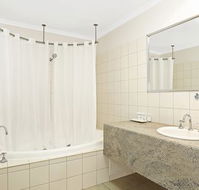 Quality Inn  Suites The Menzies - Accommodation 4U