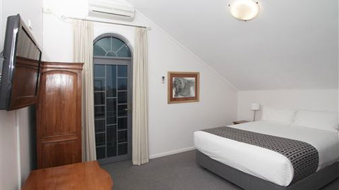 Quality Inn & Suites The Menzies - Accommodation 4U 2