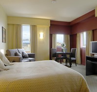 Comfort Inn  Suites City Views - Accommodation 4U