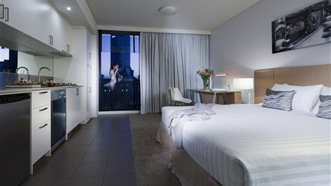 Fraser Place Melbourne - Accommodation 4U 1