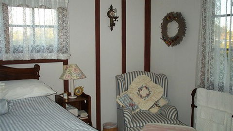 Briarswood Cottage Bed And Breakfast - Accommodation 4U 3