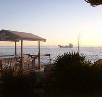 Amity Point Waterfront Cabins - Accommodation 4U