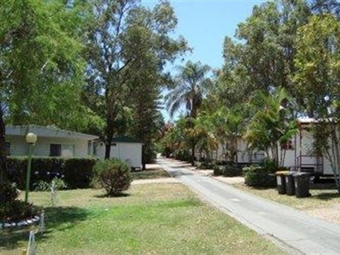 Nestle Inn Tourist Village - Accommodation 4U 0