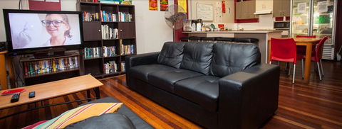 Manly Harbour Backpackers - Accommodation 4U 2
