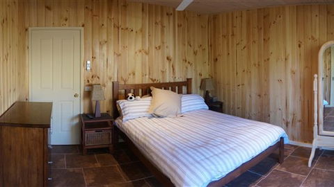 Laura Lodge Rest & Recreation Retreat - Accommodation 4U 4