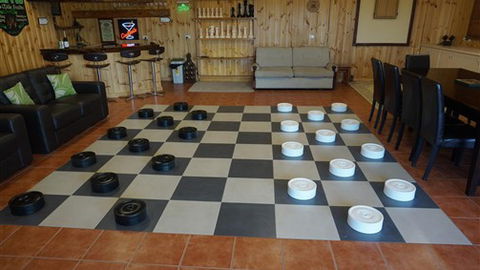 Laura Lodge Rest & Recreation Retreat - Accommodation 4U 5