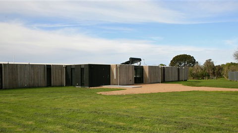 Just Inside The Gate - Accommodation 4U 5