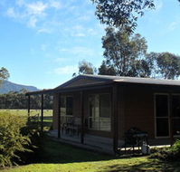 Halls Haven Resort - Accommodation 4U