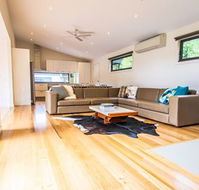 The BASE Luxury Villas - Accommodation 4U