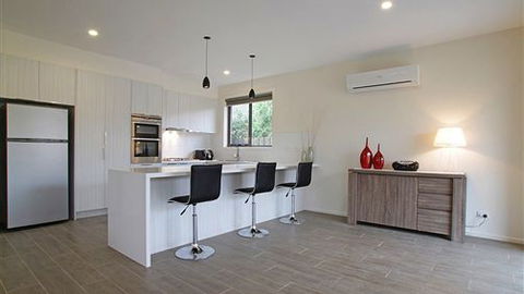 Allara House - Accommodation 4U 2