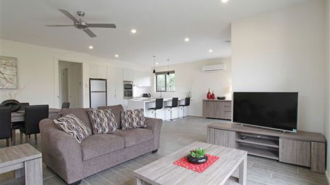 Allara House - Accommodation 4U 1