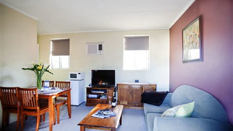 Stable On Riesling - Accommodation 4U 2