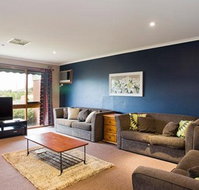 Raydon Court - Accommodation 4U