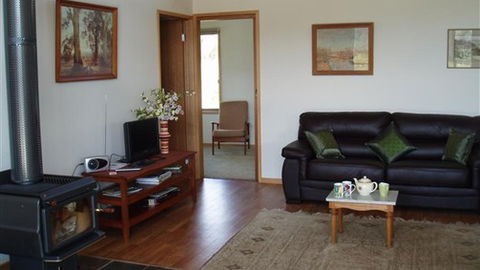 Hawksview At Mafeking - Accommodation 4U 1