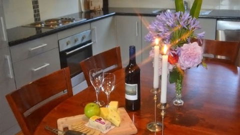Creekside Holiday Home Rental - Accommodation 4U 1