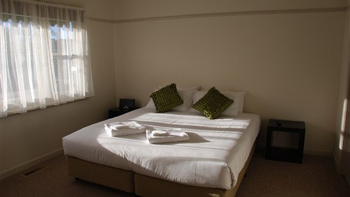 Wendouree VIC Accommodation 4U